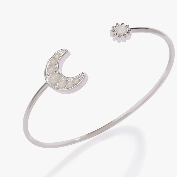 Elegant Silver Moon and Star Bracelet - Picture 1 of 2